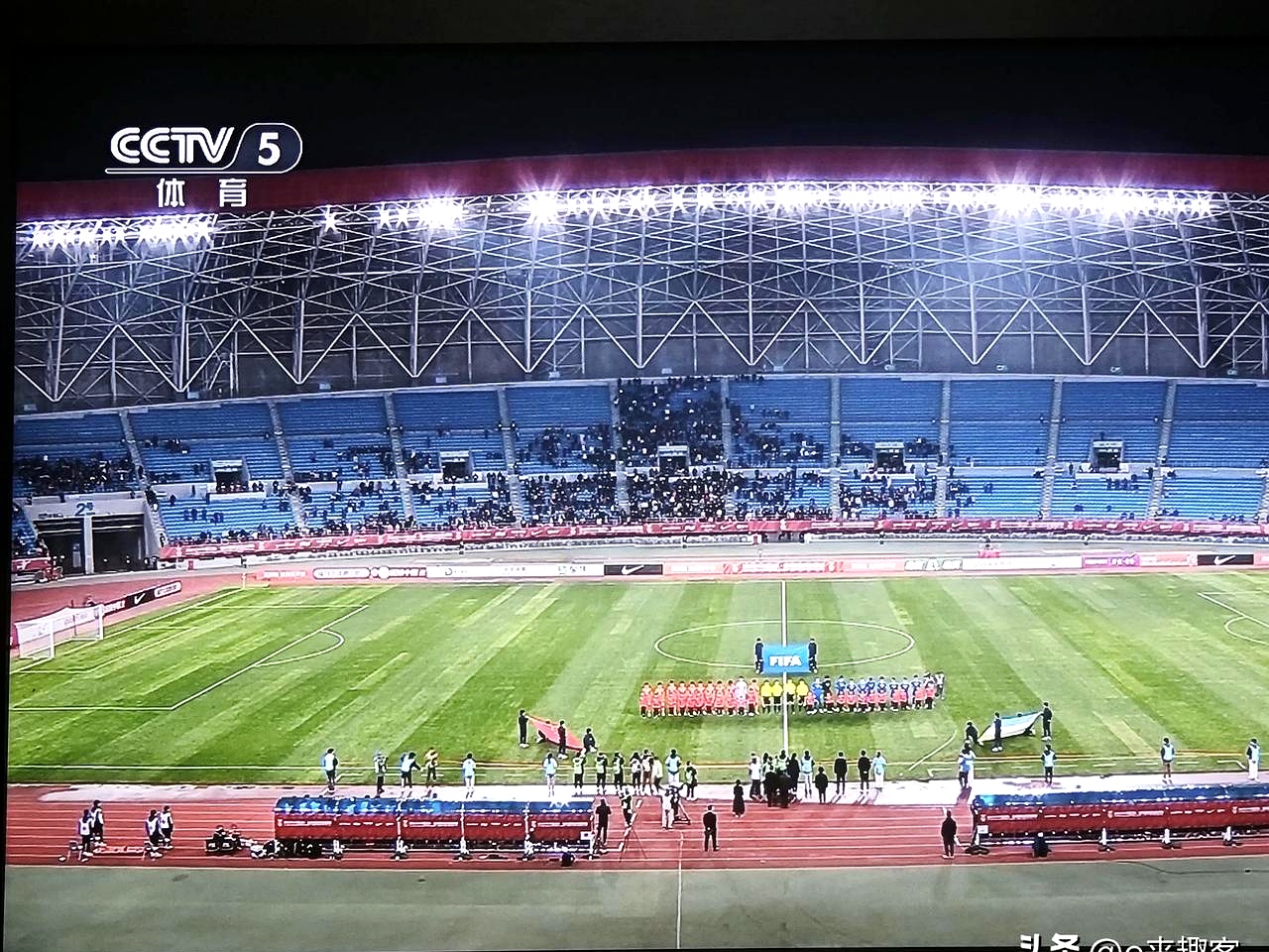 jrs直播低调看直播足球大本营_(jrs低调看球免费高清直播jrs)