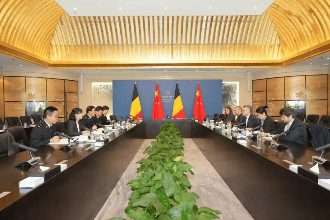 比利时对俄罗斯_(比利时俄罗斯女篮视频) 第2张 比利时对俄罗斯_(比利时俄罗斯女篮视频) 第2张