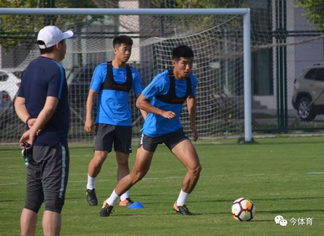 中超足彩免费视频直播app_(足球直播在线直播观看免费中超)  第2张