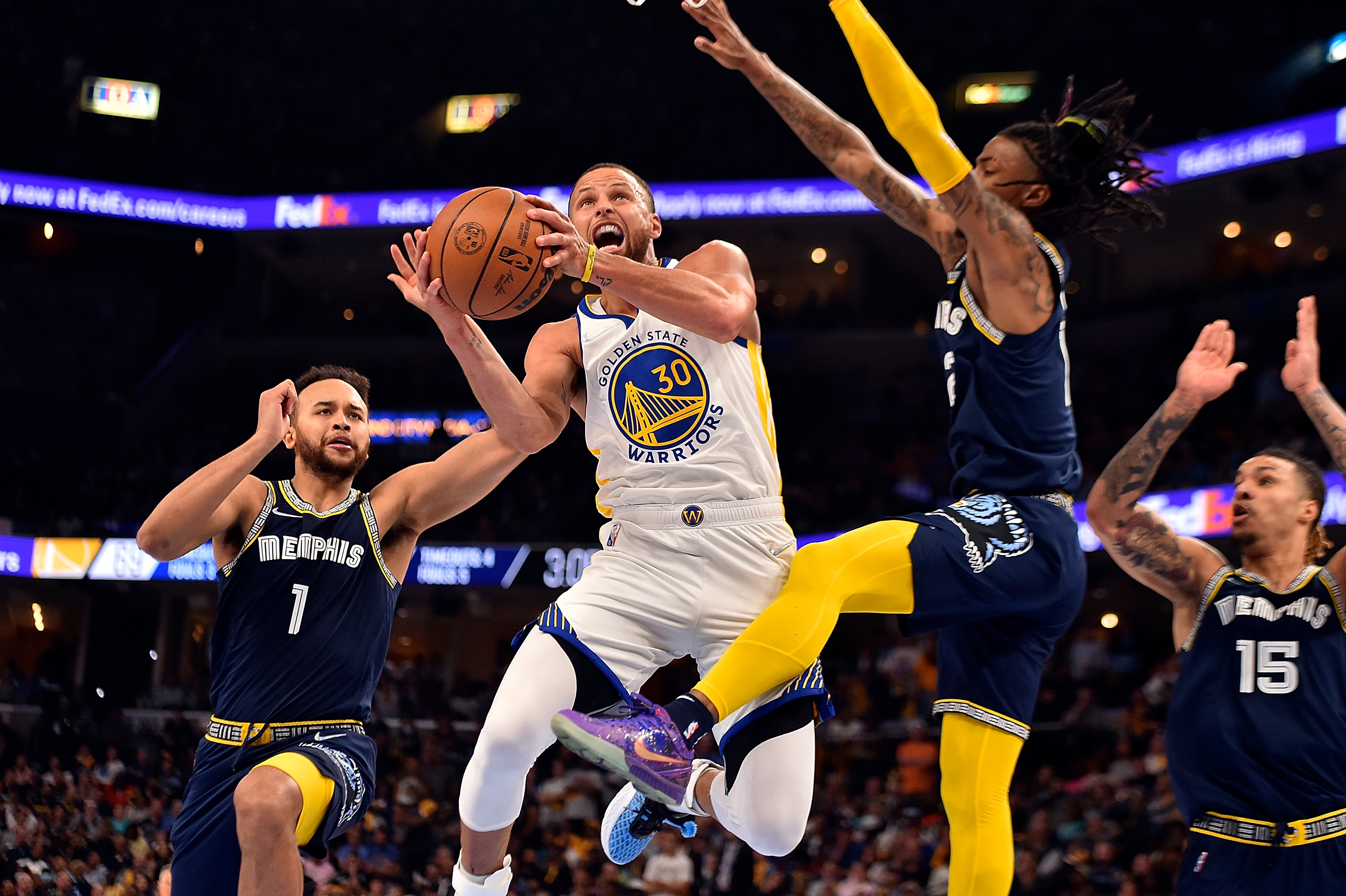 关于库里职业生涯首次恶意犯规合计出战1190场的信息  第1张