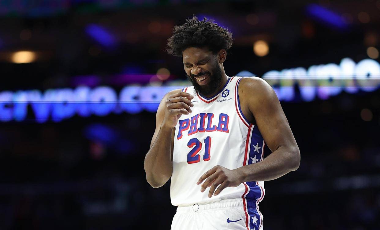 关于恩比德将出战明日76人对阵凯尔特人赛季场均19.7分的信息  第2张