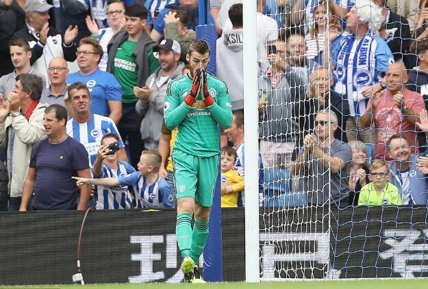 曼联热身赛被缅甸球员进球0-1爆冷输球引不满的简单介绍 第1张 曼联热身赛被缅甸球员进球0-1爆冷输球引不满的简单介绍 第1张