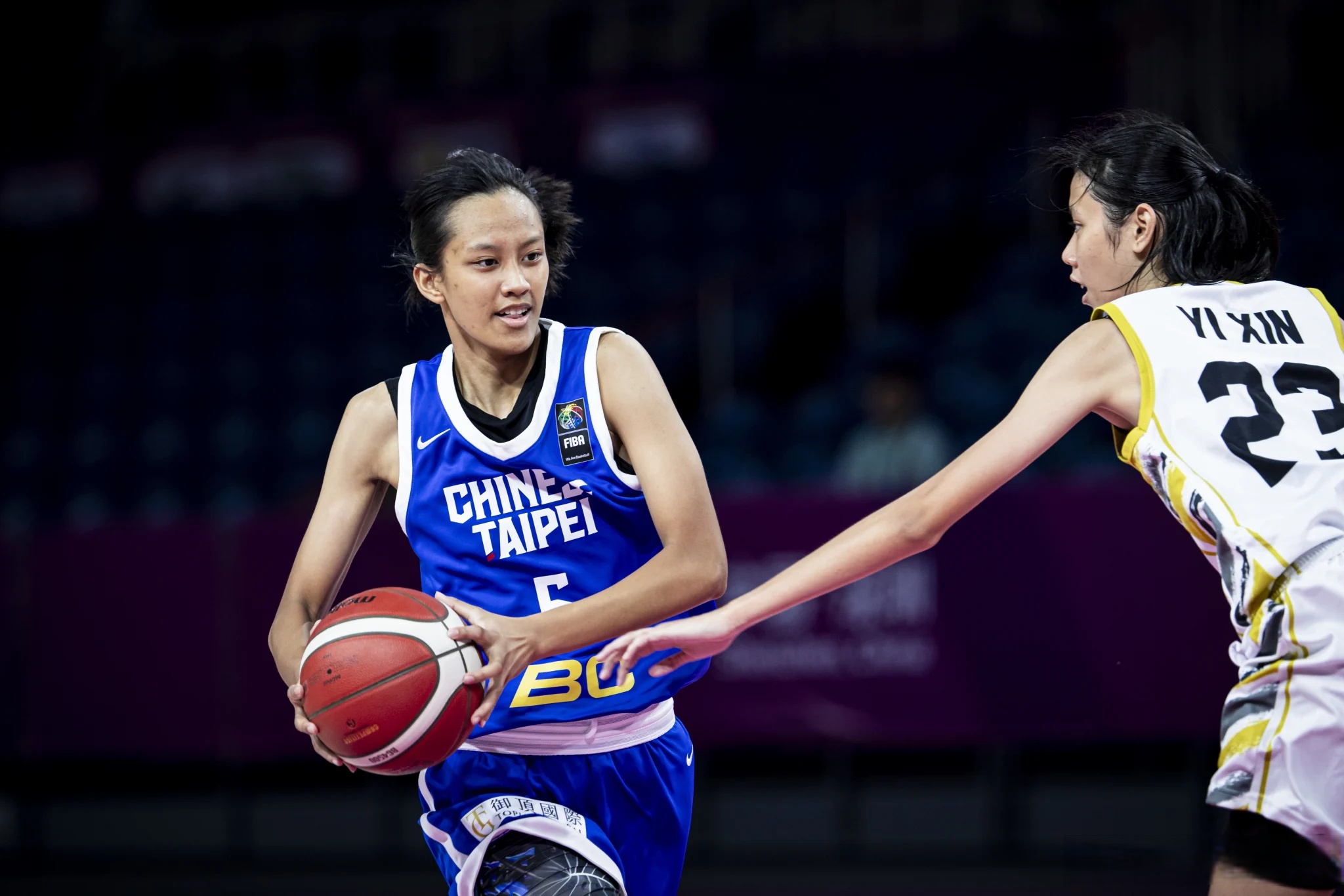 女篮亚洲杯澳大利亚女篮115-39菲律宾女篮毕比16+10的简单介绍  第1张