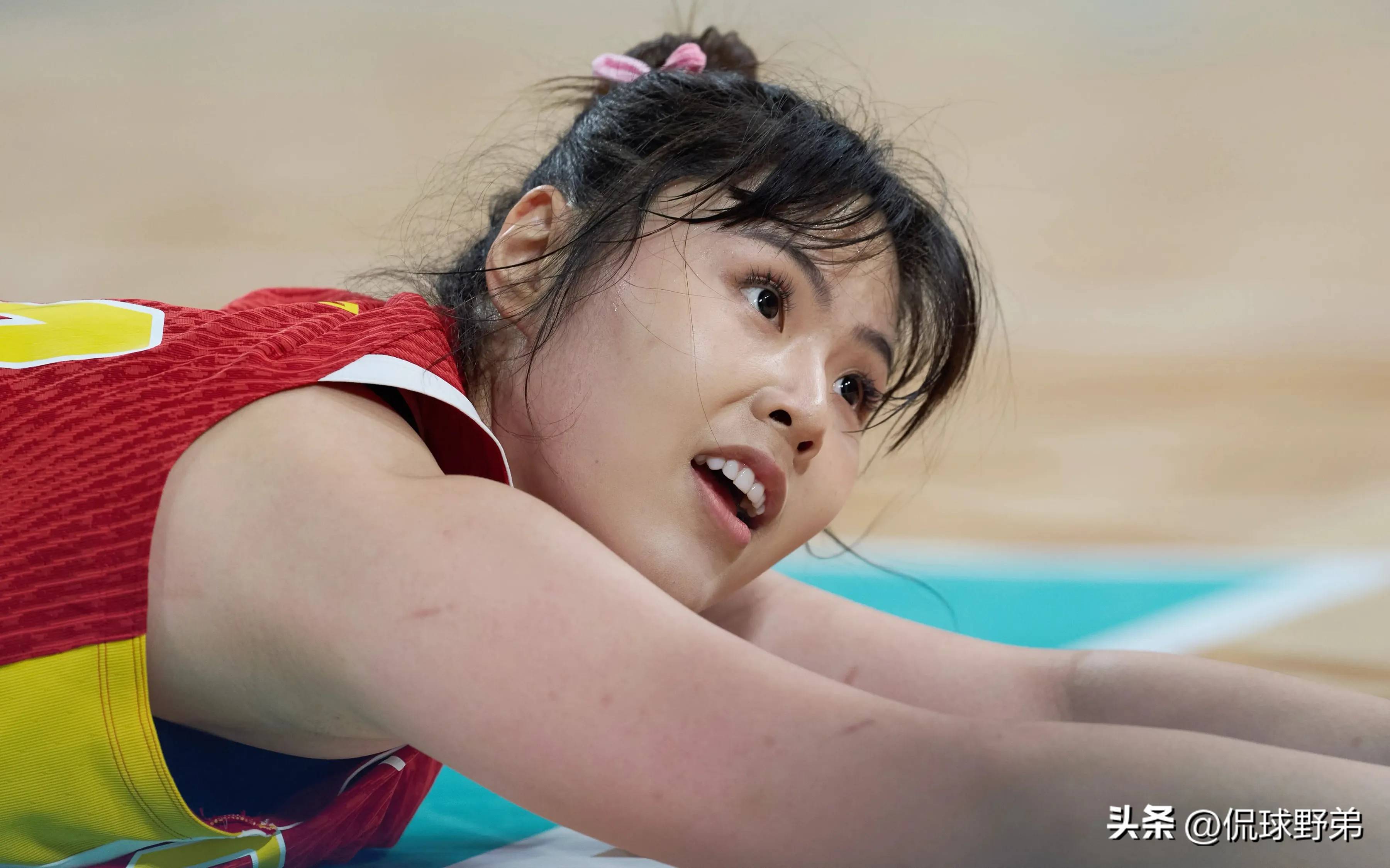 李月汝左膝戴厚实护具现身训练营预计赶上全运会赛事的简单介绍