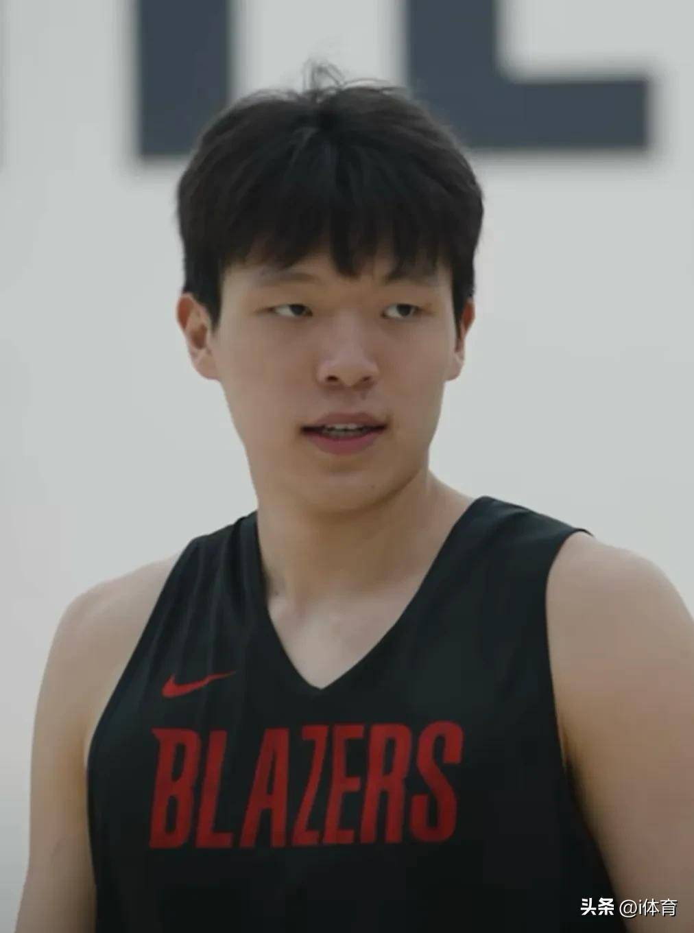 关于杨瀚森回应不参加亚洲杯因与NBA训练营时间冲突的信息  第1张