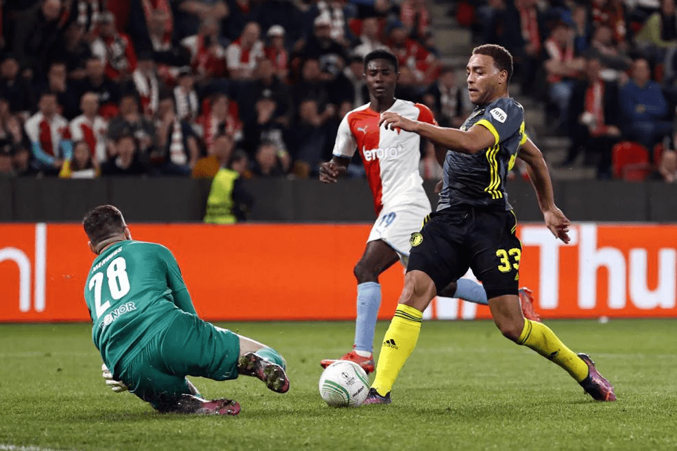 关于马赛全力推进派修转会球员与费耶诺德合同2029年到期的信息  第1张