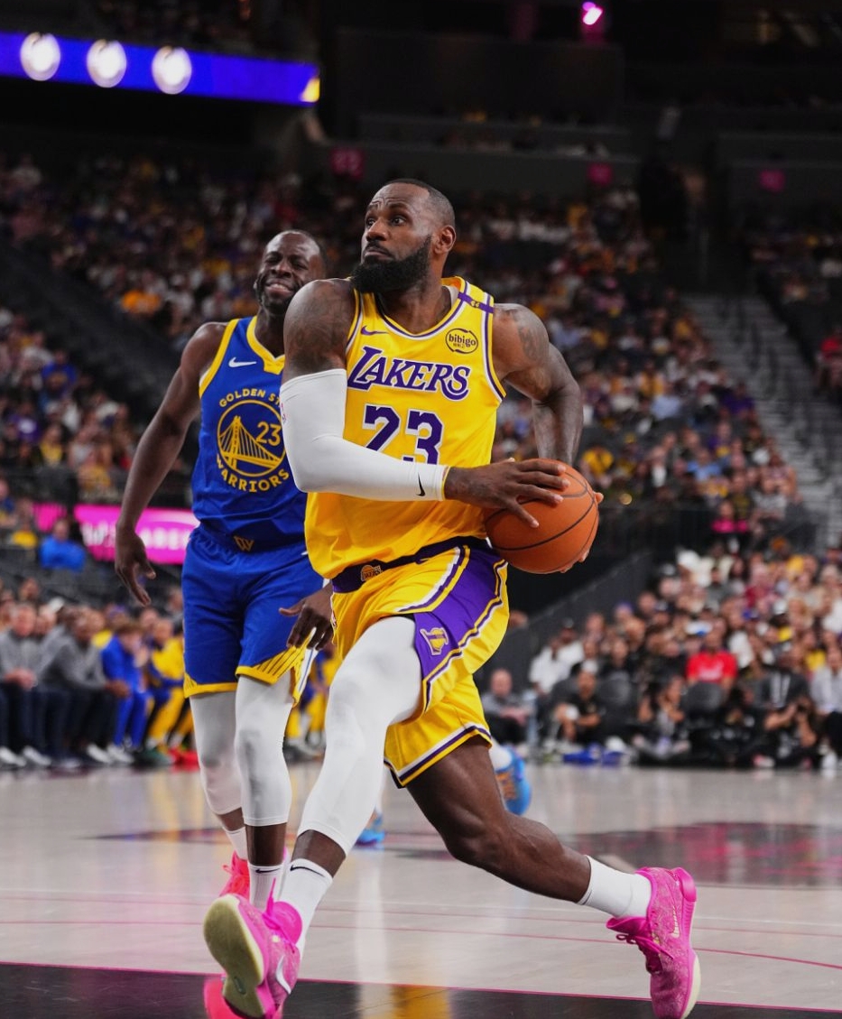 NBA-G:南湾湖人VS圣克鲁斯勇士  第1张