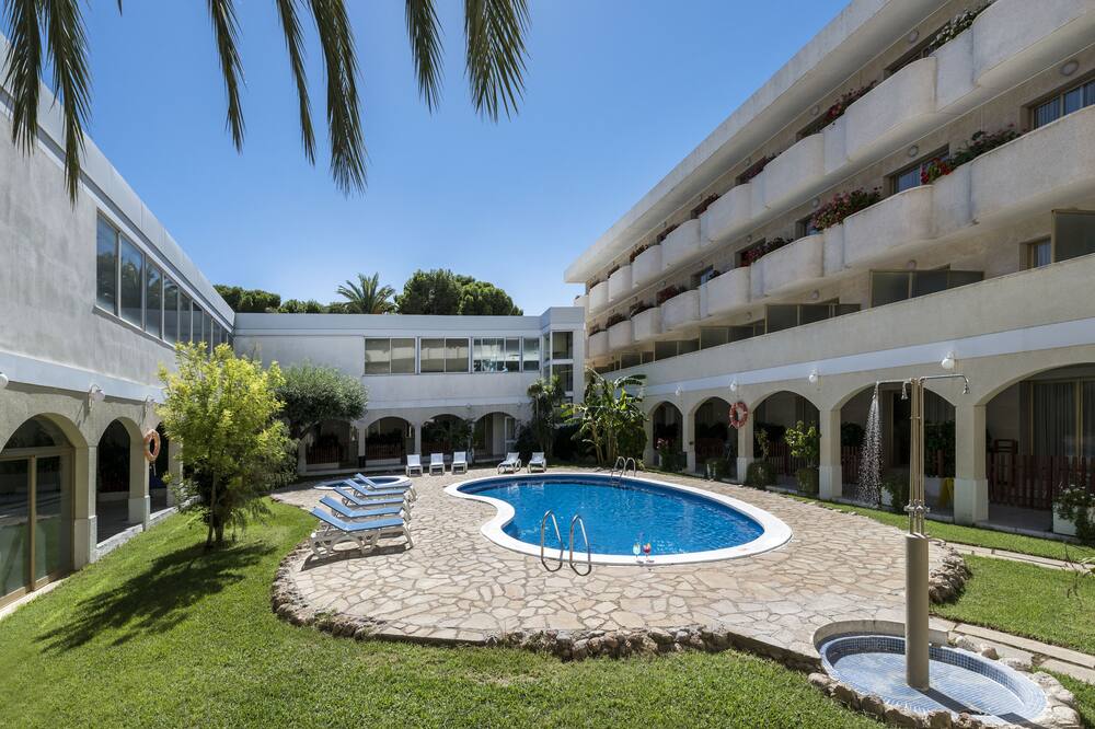 西协丙5组：奥斯皮塔莱特VSUE维克的简单介绍