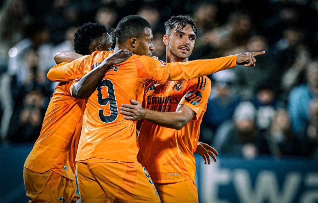 包含皇马欧冠联赛阶段对手出炉面对曼城利物浦等强敌的词条