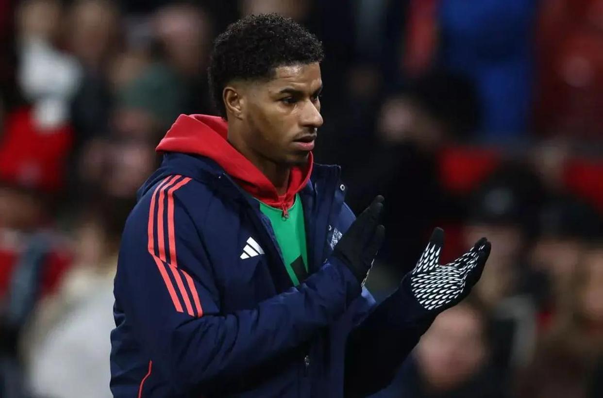 拉什福德首次西甲首发表现不佳半场被换下的简单介绍  第1张