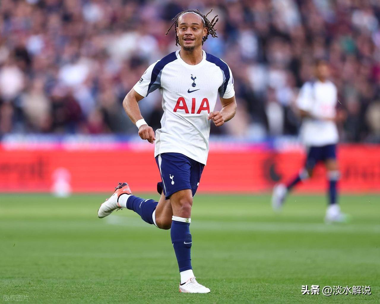 关于热刺VS阿斯顿维拉客场抢分实时解说在线直播的信息