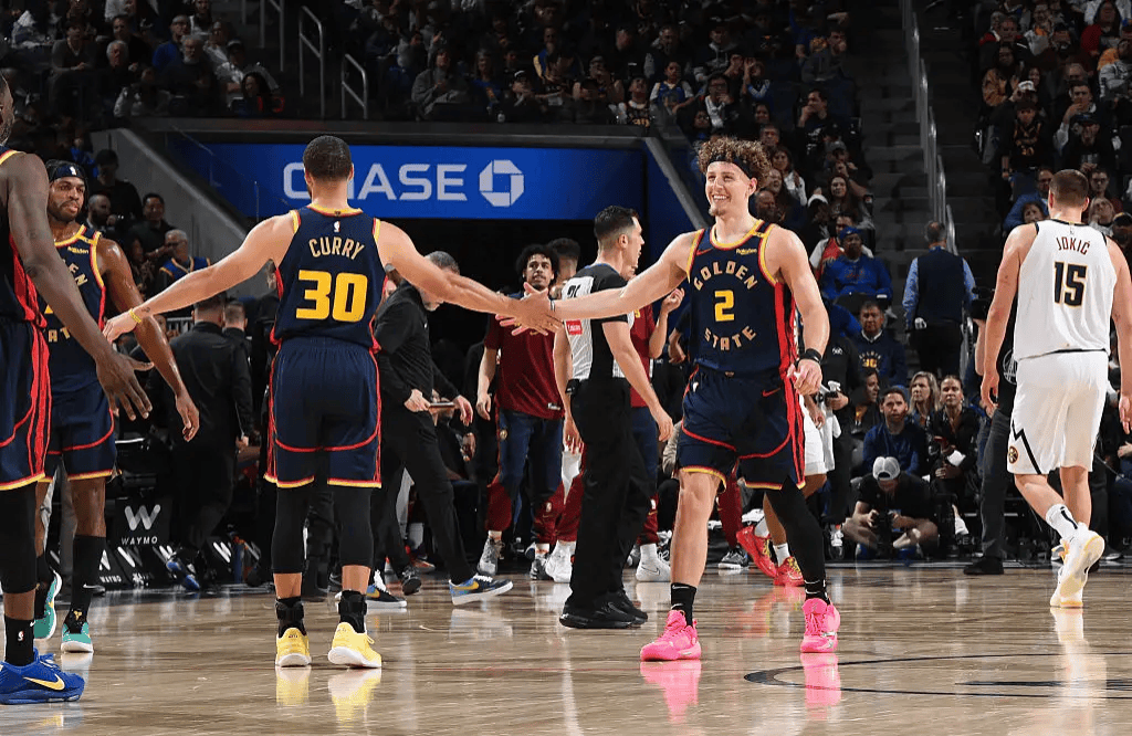 NBA:开拓者VS公牛  第1张