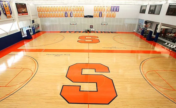 NCAA:里奇蒙德大学VS弗吉尼亚军事学院的简单介绍  第1张