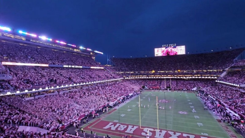 NCAA:菲尔莱狄更斯大学VS东德克萨斯农工大学的简单介绍  第2张