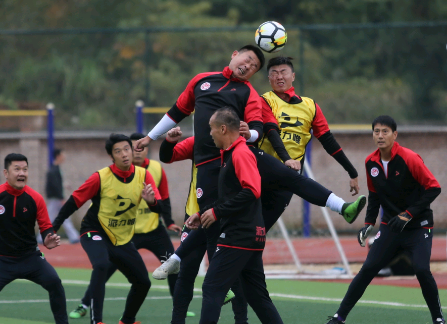 关于南通支云外援伊万诺维奇被禁赛3场因球员比赛中暴力行为的信息  第1张