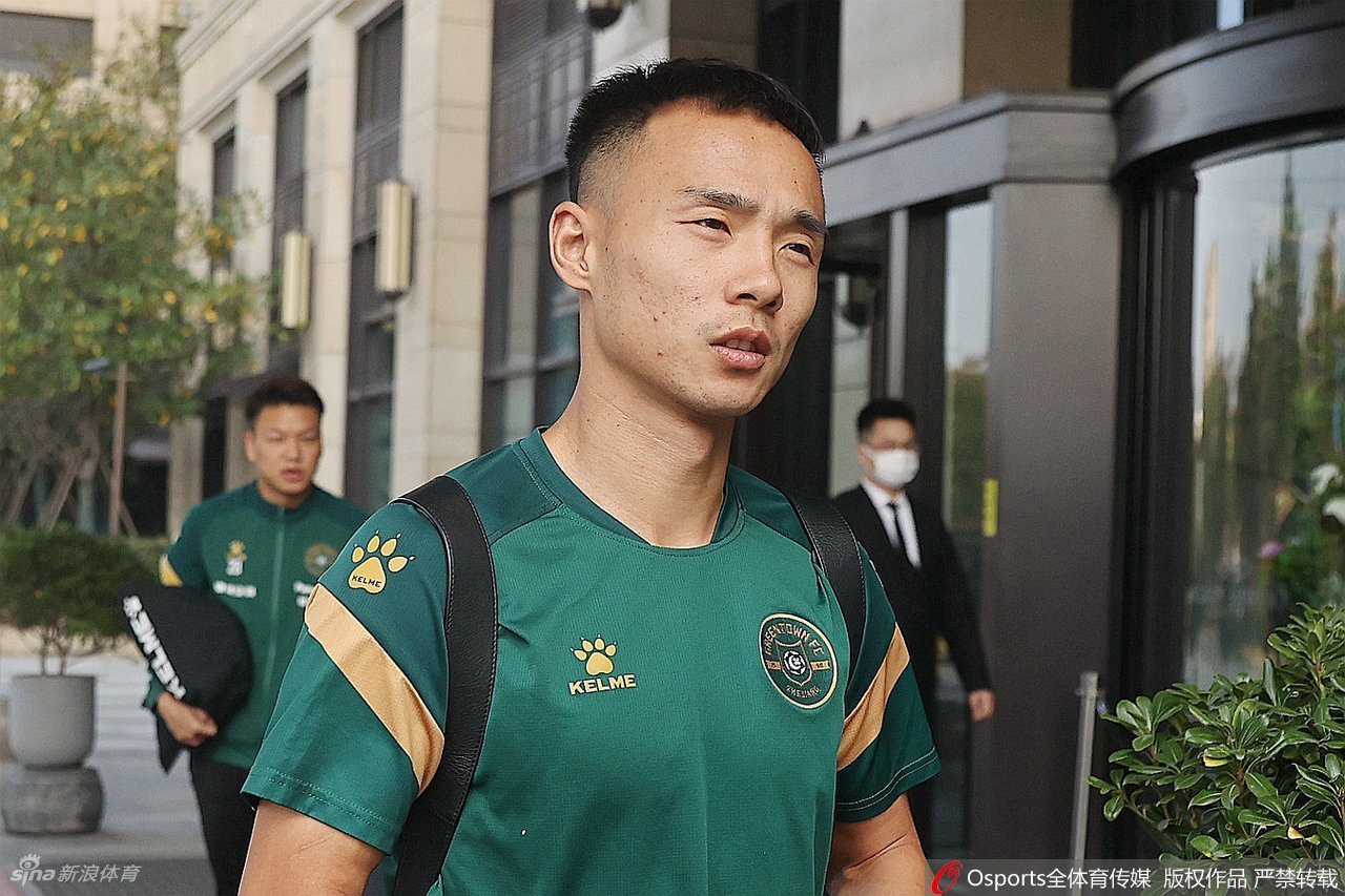 关于曝阿兰近期回青岛参加热身赛还将参加退役仪式的信息