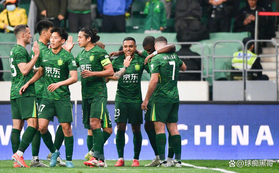 包含博主：国安训练备战泰山队中超即将迎来京鲁大战的词条