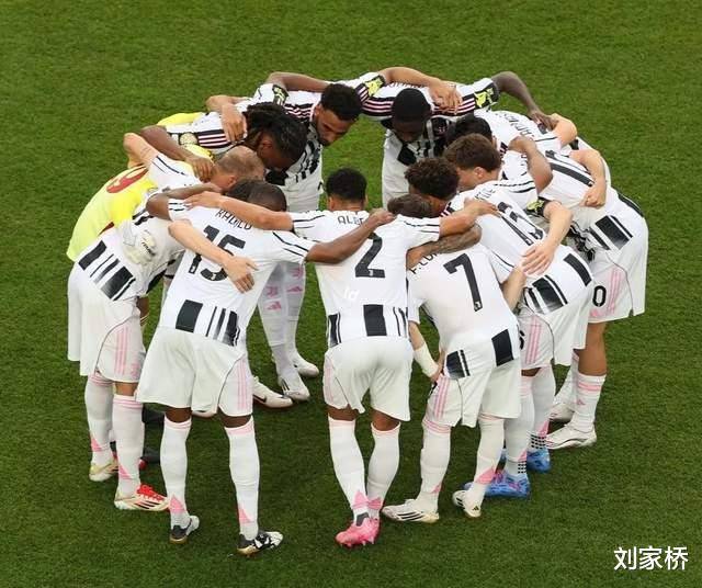 包含曝尤文和费内巴切在追逐桑乔球员倾向留在五大联赛的词条  第2张