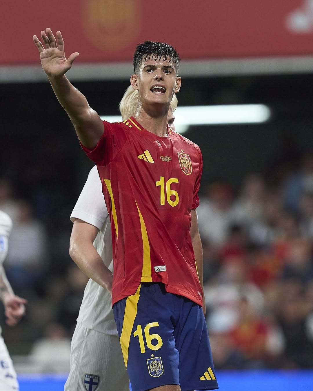 曝帕斯认为回皇马机会有限皇马拥有回购权