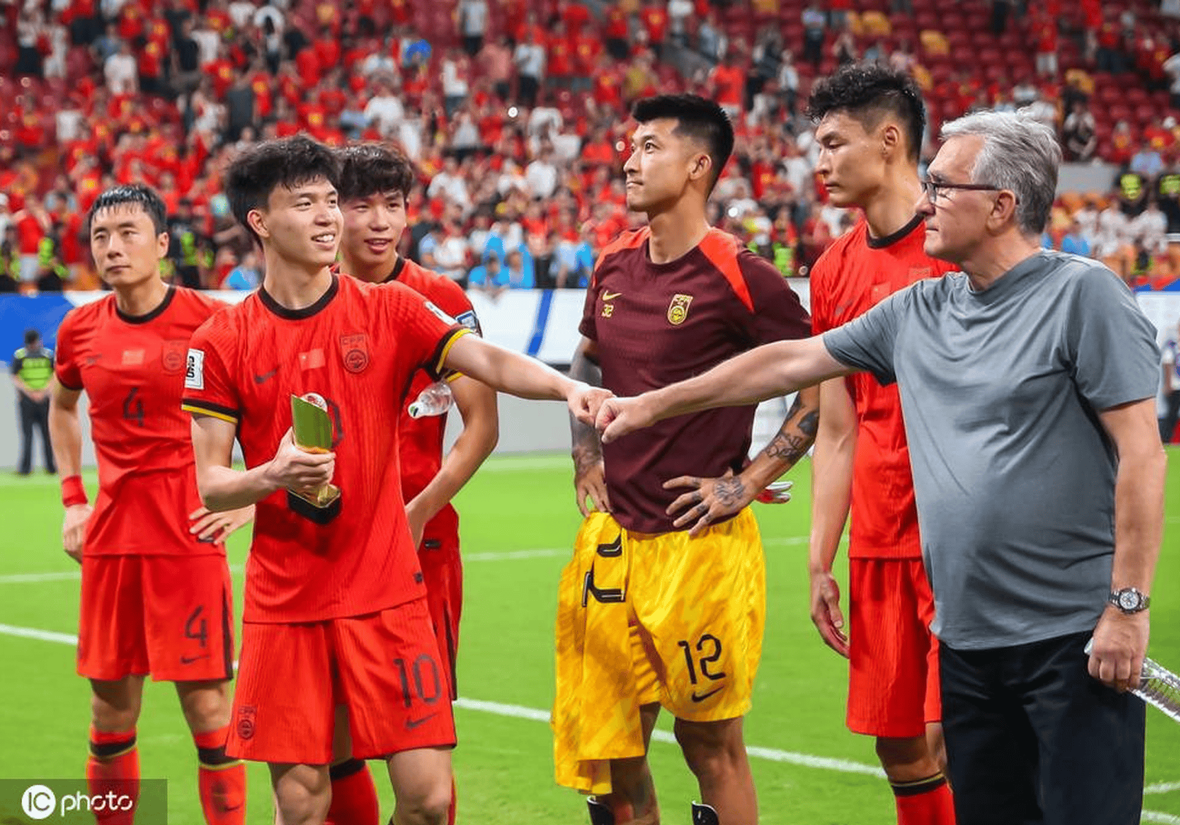 国足主场迎战巴林成荣誉之战冲击世界杯的梦想彻底破灭的简单介绍