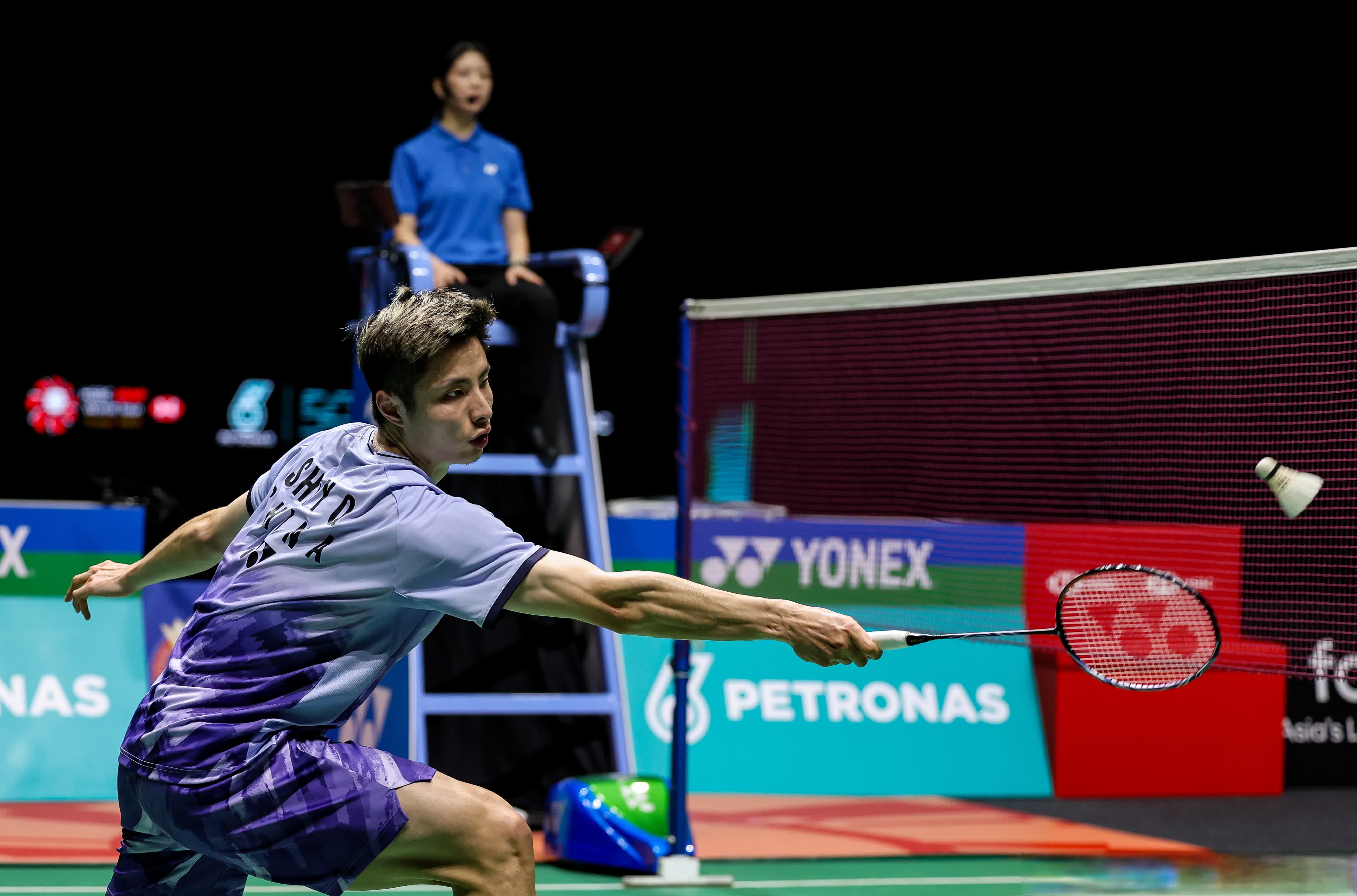 包含世预赛澳大利亚1-0日本比伊奇贡献绝杀的词条