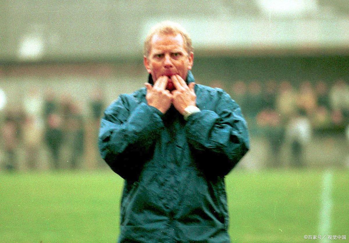 曝霍顿下课多名国脚要求留任曾带领国足击败日本的简单介绍