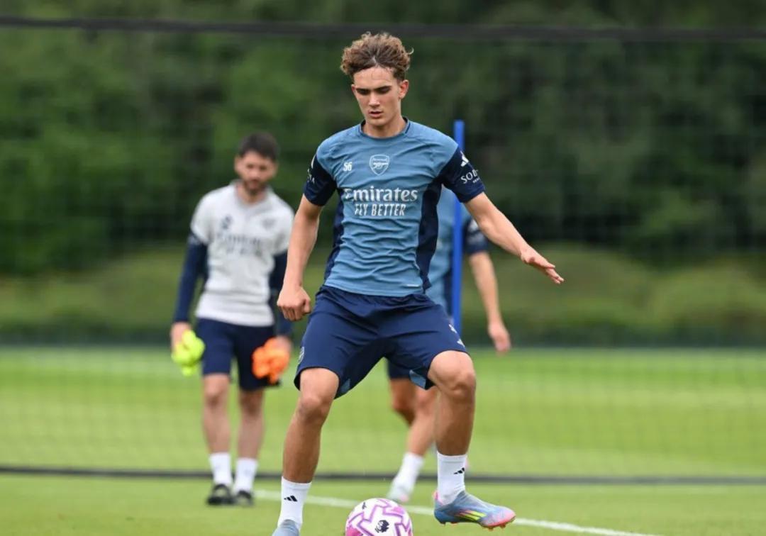 包含马杜埃凯将与阿森纳签约5年时间枪手很快官宣球员加盟的词条